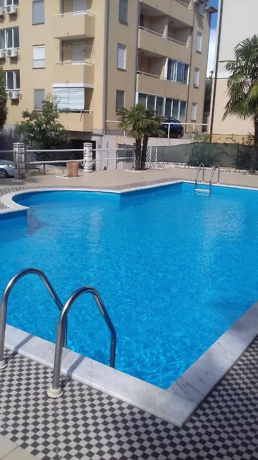 Apartment Leona Medulin 0*,